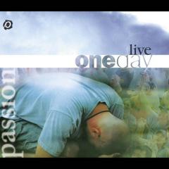 Grace Flows Down von Passion (Download) 