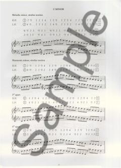 Scales and Arpeggios for Piano - Fingering and Tonality Method von Josephine Koh 